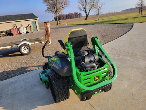 2025 John Deere Z960M Mower/Zero Turn