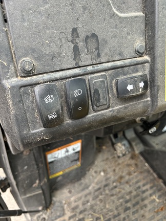 2020 John Deere XUV 835M ATV