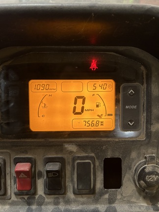 2013 John Deere XUV 825i ATV