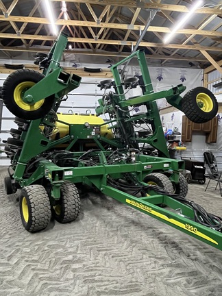 2015 John Deere 1990 Air Seeder