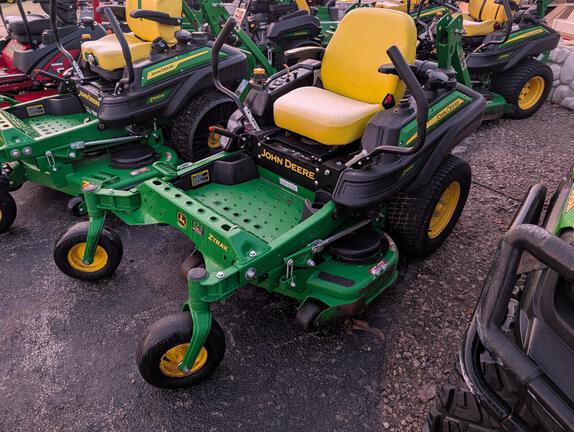 2017 John Deere Z915E Mower/Zero Turn
