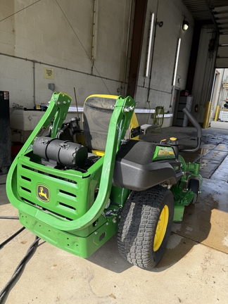 2017 John Deere Z915E Mower/Zero Turn