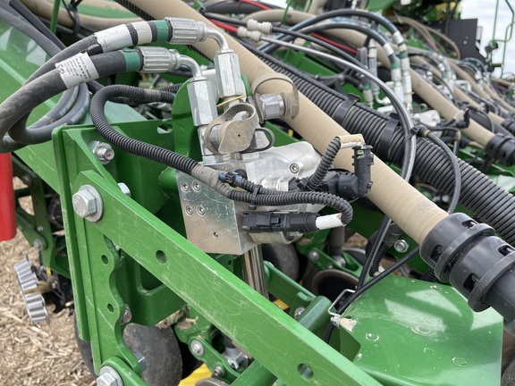 2022 John Deere 1795 Planter