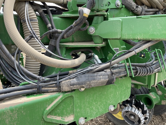2022 John Deere 1795 Planter