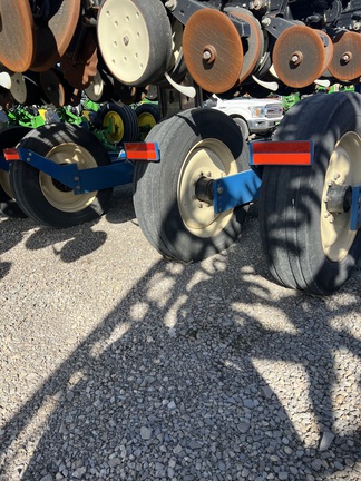 2014 Kinze 3600 Planter