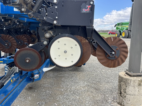 2014 Kinze 3600 Planter