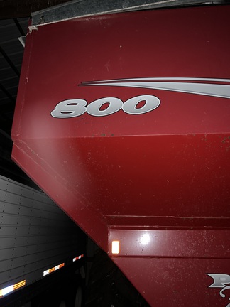 2006 Demco 800 Grain Cart