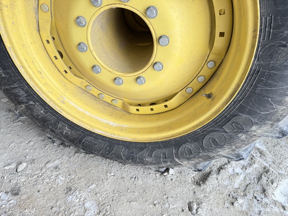 2015 John Deere 8345R Tractor