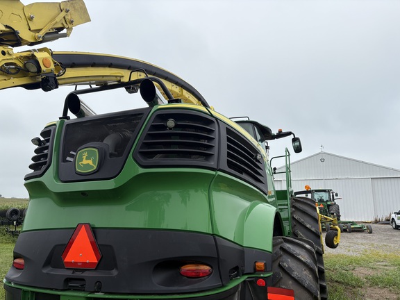 2023 John Deere 9900 Forage Harvester