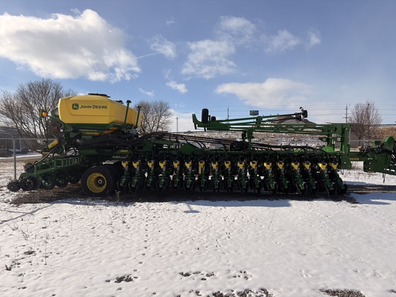2025 John Deere DB60 Planter