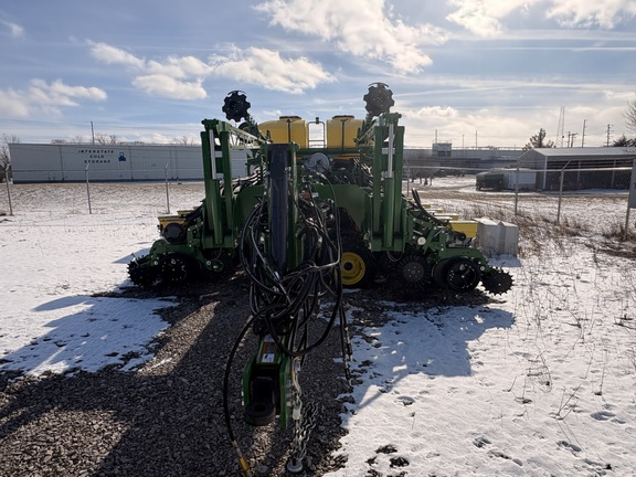 2025 John Deere DB60 Planter