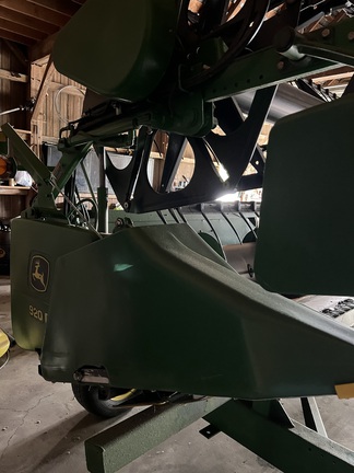 2002 John Deere 920 Header Combine