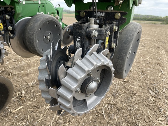 2022 John Deere 1795 Planter