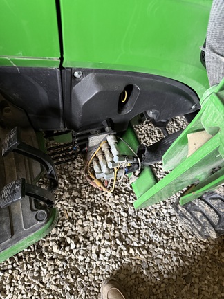 2023 John Deere 2032R Tractor Compact