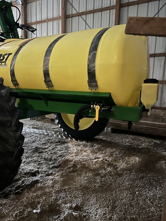 2007 Fast Distributing 8100 Applicator