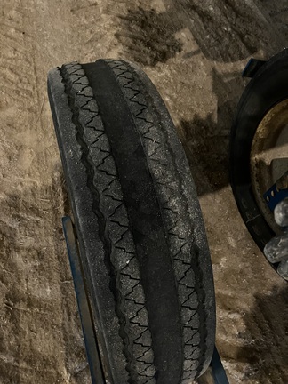 2000 Kinze 3600 Planter