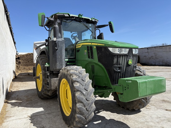 2023 John Deere 7R 270 Tractor
