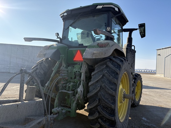 2023 John Deere 7R 270 Tractor