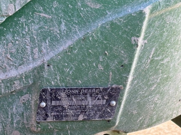 2023 John Deere 7R 270 Tractor