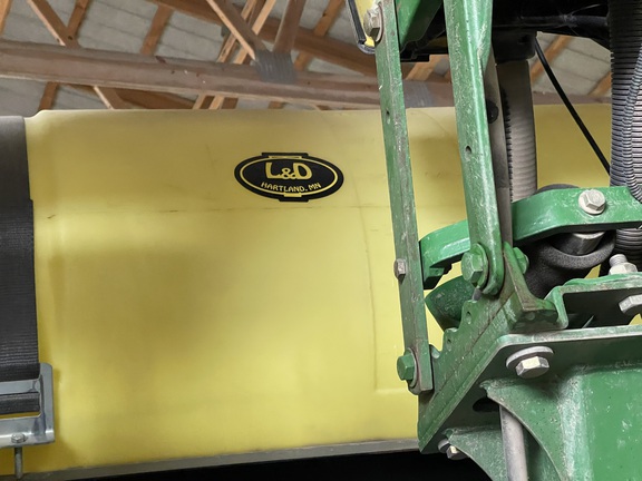 2011 John Deere 1790 Planter
