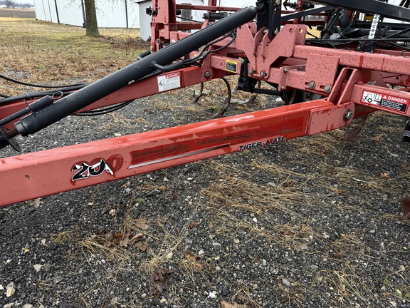 2009 Case IH 200 Field Cultivator