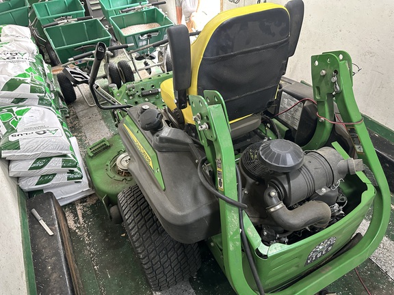 2022 John Deere Z930R Mower/Zero Turn