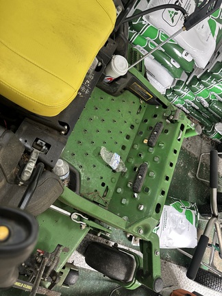 2022 John Deere Z930R Mower/Zero Turn