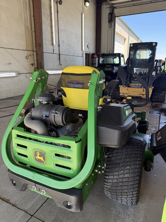 2017 John Deere Z930M Mower/Zero Turn