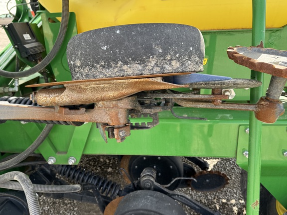 2015 John Deere 1990 Air Seeder