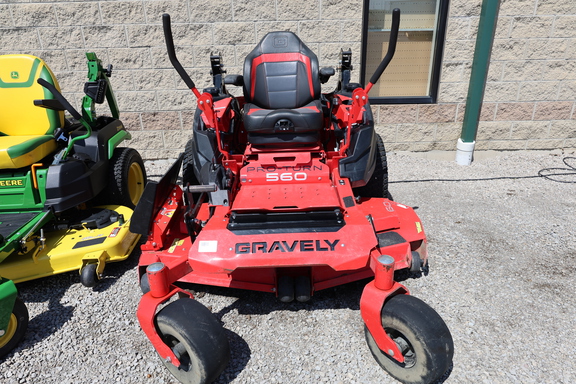 2023 Gravely Pro-Turn 560 Mower/Zero Turn