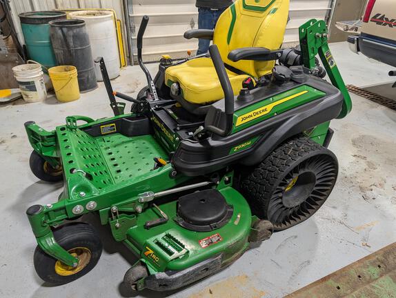 2023 John Deere Z930M Mower/Zero Turn