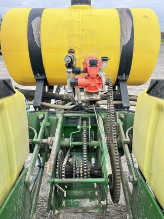 2002 John Deere 1750 Planter