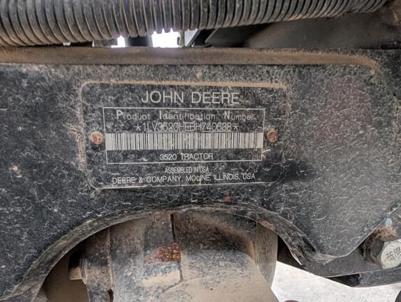 2011 John Deere 3520 Tractor Compact