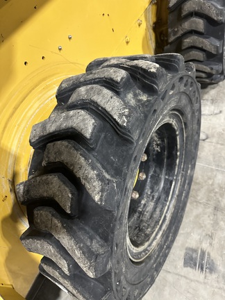 2016 John Deere 318G Skid Steer Loader