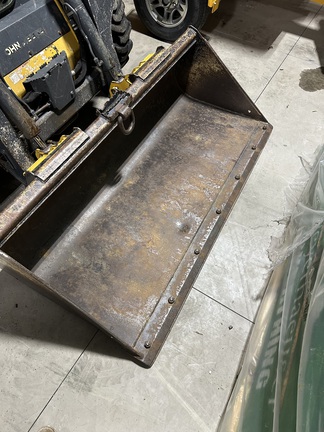 2016 John Deere 318G Skid Steer Loader