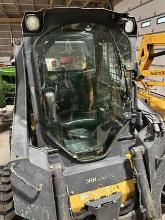 2016 John Deere 318G Skid Steer Loader