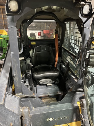 2016 John Deere 318G Skid Steer Loader