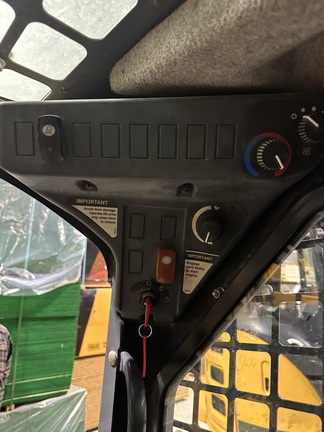 2016 John Deere 318G Skid Steer Loader