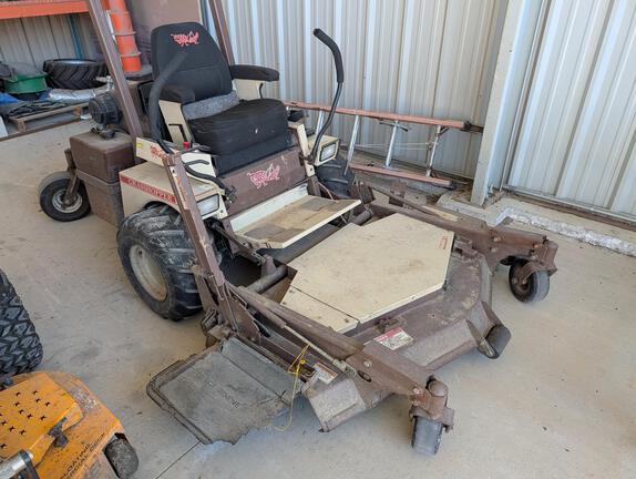 2006 Grasshopper 722D2 Mower/Front Deck