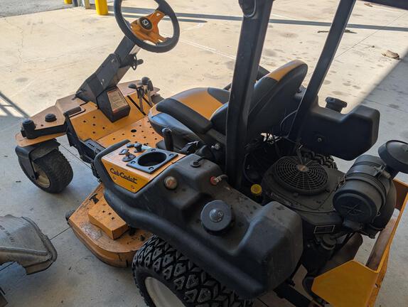 2012 Cub Cadet Tank SZ48 Mower/Zero Turn