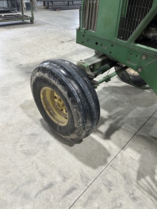 1992 John Deere 6200 Tractor