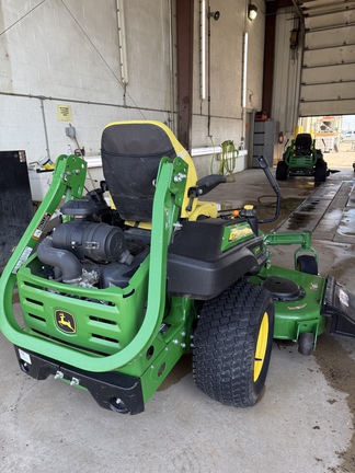 2022 John Deere Z950R Mower/Zero Turn