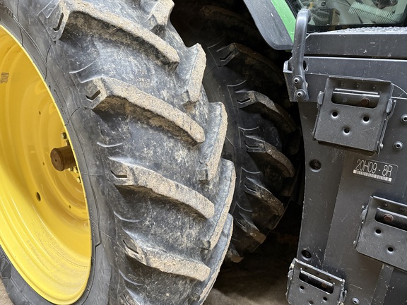 2020 John Deere 8320R Tractor