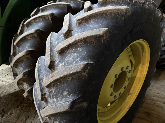 2020 John Deere 8320R Tractor