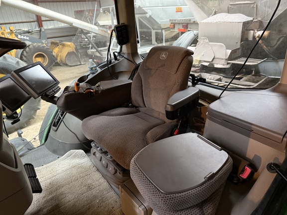 2020 John Deere 8320R Tractor