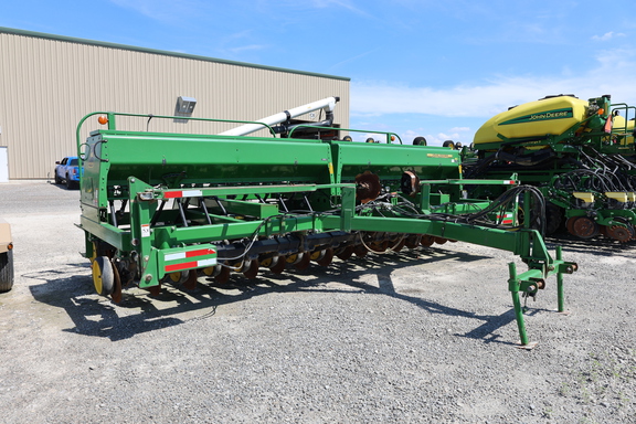 1996 John Deere 750 Drill