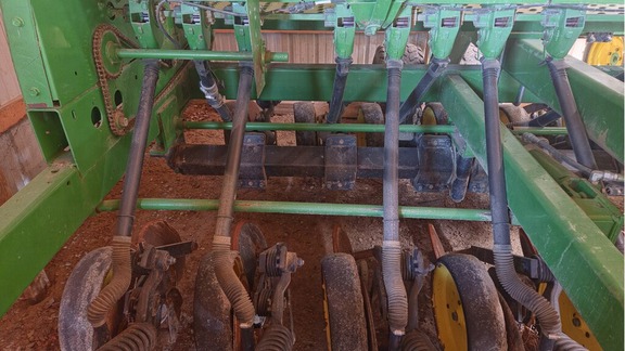1996 John Deere 750 Drill