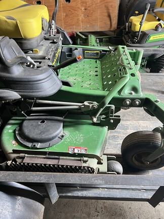 2022 John Deere Z930M Mower/Zero Turn