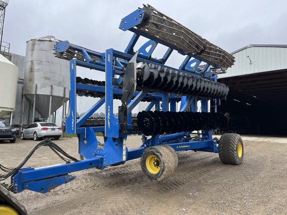 2016 Landoll 7833-40 Disk