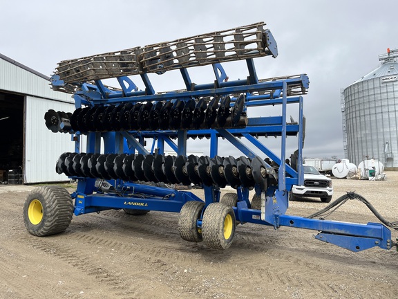 2016 Landoll 7833-40 Disk